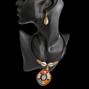 COPY - Beaded necklace and earring set